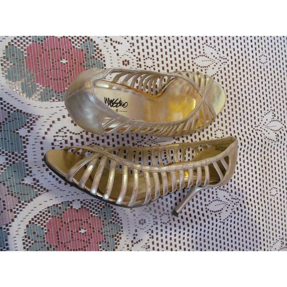 Retro Vintage Massimo Cage Spool Heel Gold Size 8 - Picture 5 of 11